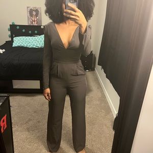 Gray jumpsuit | Akira